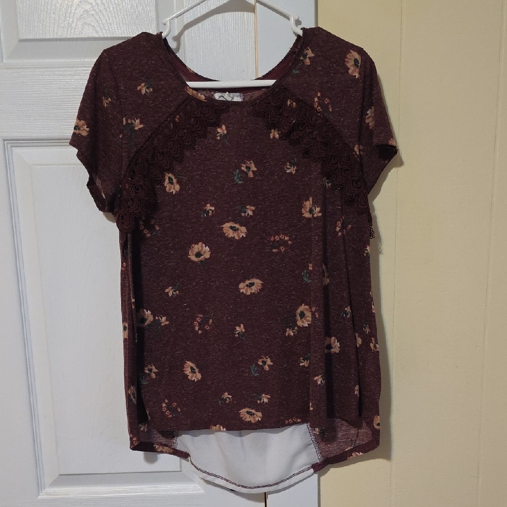 Burgundy Floral Short Sleeve Top